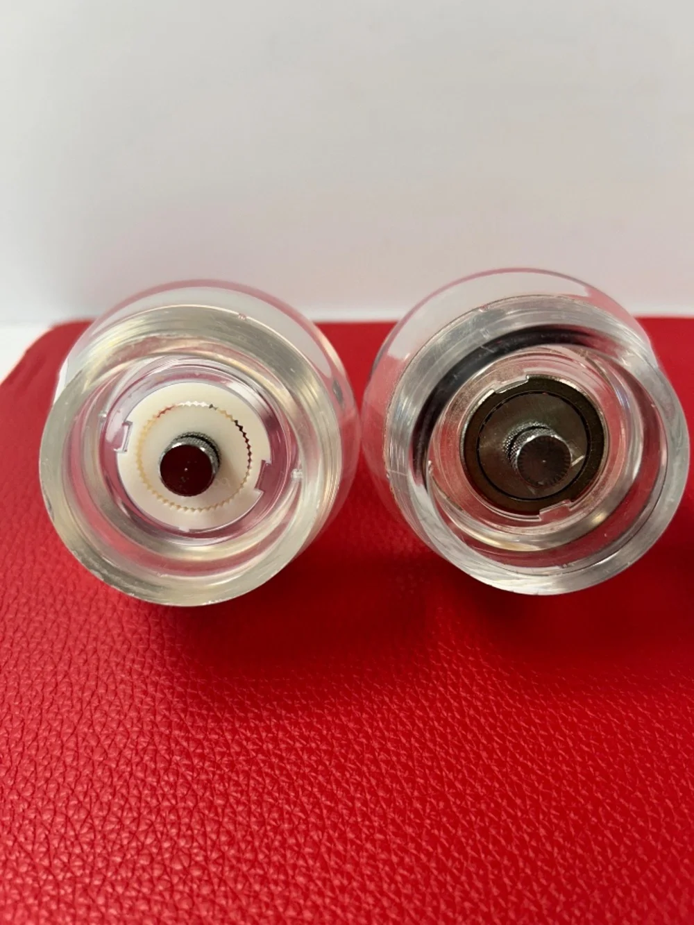 Vintage Bodum Peppino Salt & Pepper Grinders Danish Modern Acrylic Mill Set
